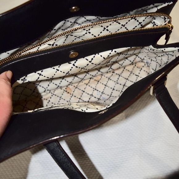 Great KATE SPADE black leather purse - Picture 3 of 4